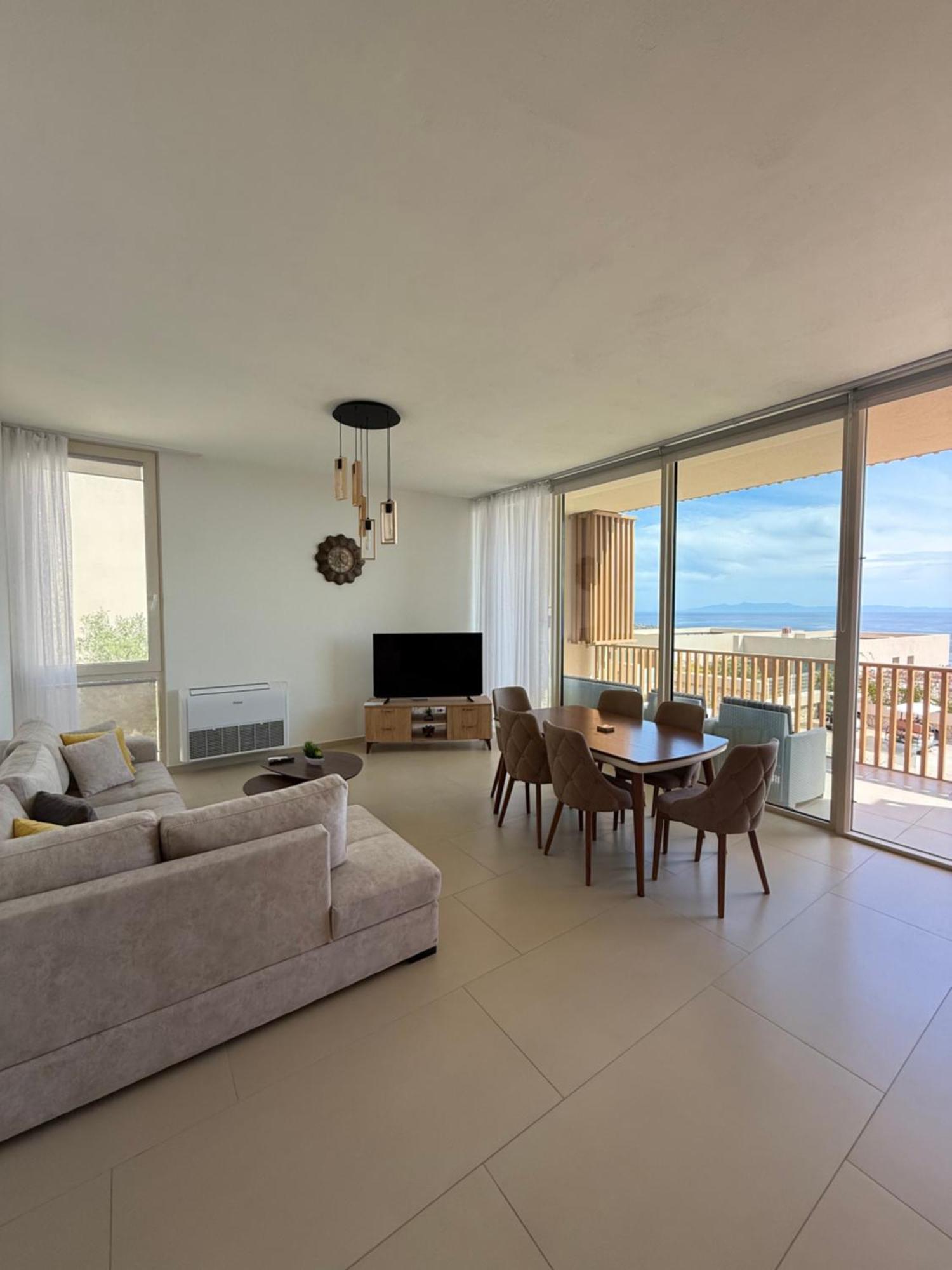 Bonvillas Coast * Himare